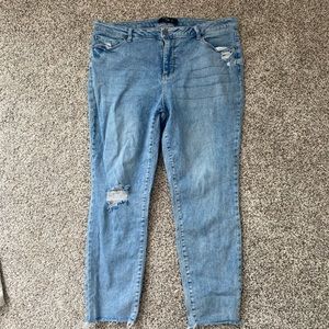 Stitch in star size 16, women’s jeans, distressed
